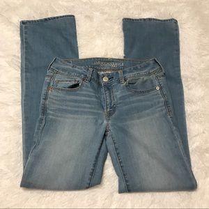 NWOT AMERICAN EAGLE KICK BOOT JEANS SIZE 8 LONG